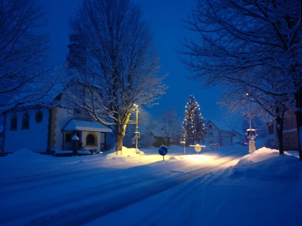 Fruhstuckspension Oberweissburg Sankt Michael im Lungau Buitenkant foto